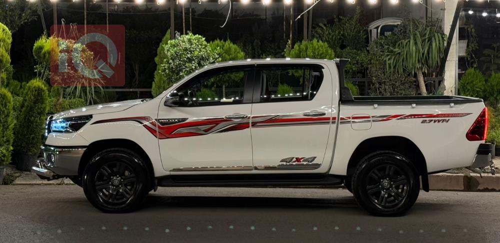 تويوتا هايلوكس